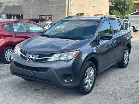 Used 2014 Toyota RAV4 LE w/ Preferred Accessory Package AWD/4WD image 3