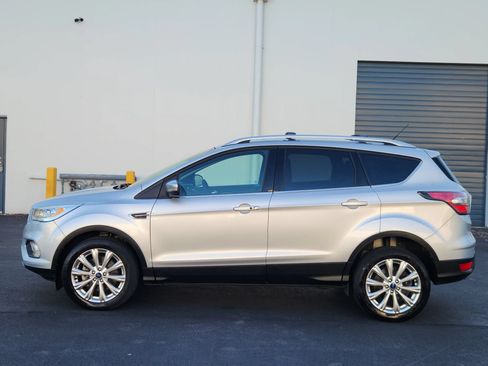 Used 2017 Ford Escape Titanium AWD/4WD image 2