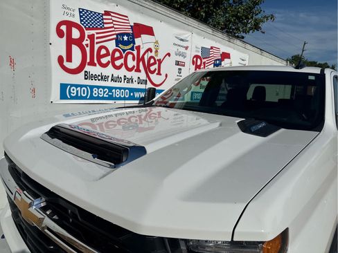 Used 2025 Chevrolet Silverado 2500 LT w/ Convenience Package AWD/4WD image 11