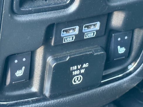 Used 2019 Jeep Grand Cherokee Limited w/ Luxury Group II RWD image 28
