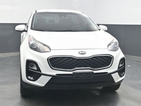 Used 2020 Kia Sportage LX AWD/4WD image 2