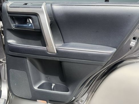 Used 2018 Toyota 4Runner SR5 RWD image 15