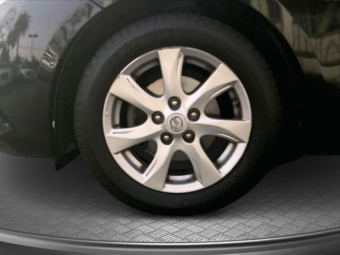 Used 2010 MAZDA MAZDA3 i Touring image 9