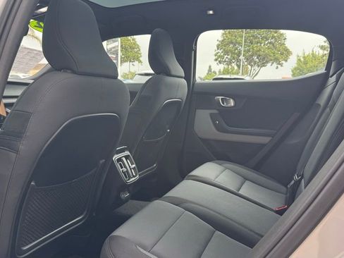 Used 2022 Polestar Polestar 2 Long Range Single Motor w/ Plus Package image 25