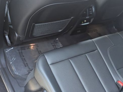 Used 2023 BMW X3 sDrive30i image 12