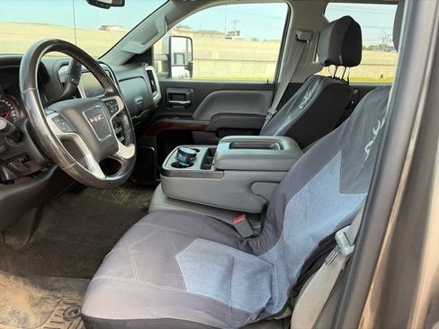 Used 2015 GMC Sierra 2500 SLT w/ Suspension Package, Off-Road AWD/4WD image 6