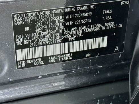 Used 2023 Toyota RAV4 XLE Premium FWD image 40