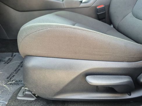 Used 2024 Toyota RAV4 LE image 11