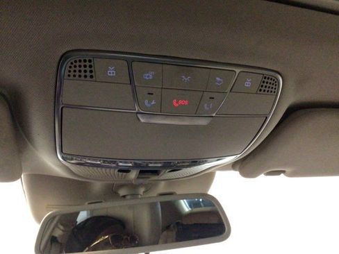 Used 2016 Mercedes-Benz S 550 4MATIC Sedan image 12