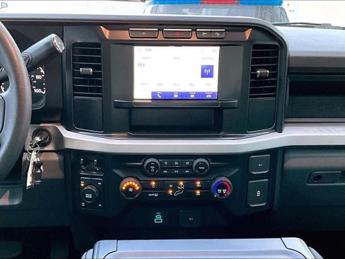 Certified 2024 Ford F250 XL w/ STX Appearance Package image 6