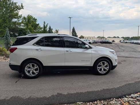 Used 2019 Chevrolet Equinox LT FWD image 6