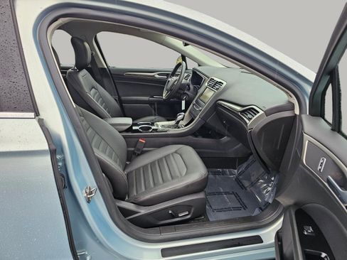 Used 2013 Ford Fusion Energi SE image 25