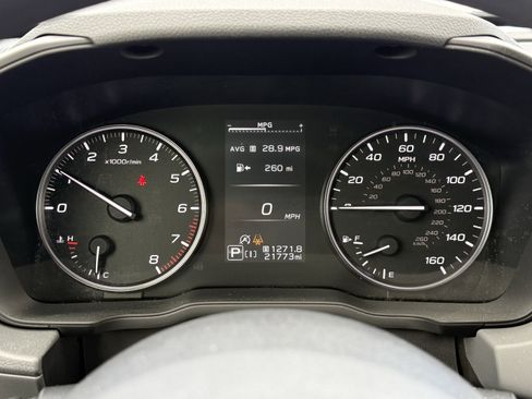 Used 2024 Subaru Crosstrek 2.0i Premium image 32