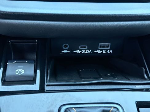 Certified 2025 Subaru Outback Wilderness AWD/4WD image 33