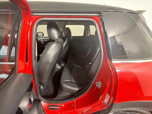 Used 2018 MINI Cooper S FWD image 25