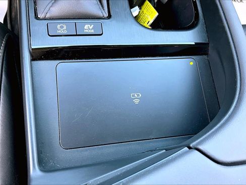 Used 2024 Lexus ES 300h w/ Premium Package image 34