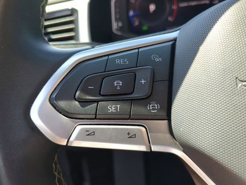 Used 2022 Volkswagen Atlas SE image 33