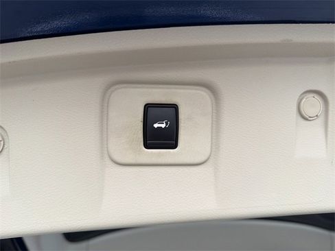 Used 2019 Nissan Murano Platinum image 19