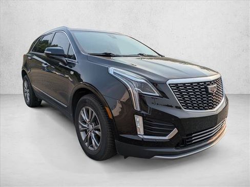 Used 2021 Cadillac XT5 Premium Luxury w/ LPO, Premium Carpet Package AWD/4WD image 3