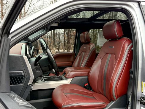 Certified 2022 Ford F350 Platinum w/ Tremor Off-Road Package image 16