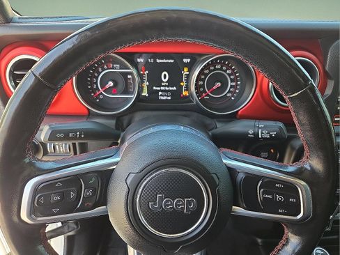 Used 2020 Jeep Gladiator Rubicon AWD/4WD image 4