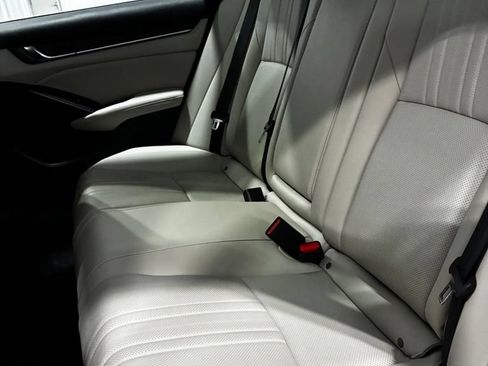Used 2019 Honda Accord EX-L image 34