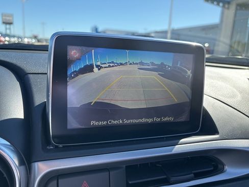 Used 2018 FIAT 124 Spider Classica w/ Technology & Siriusxm Group image 13