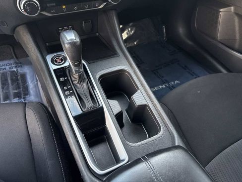 Used 2022 Nissan Sentra SV w/ Trunk Package image 23