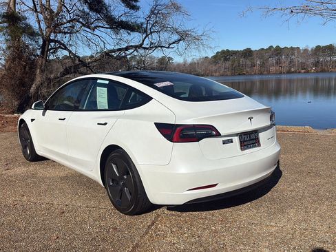 Used 2022 Tesla Model 3 Long Range image 8