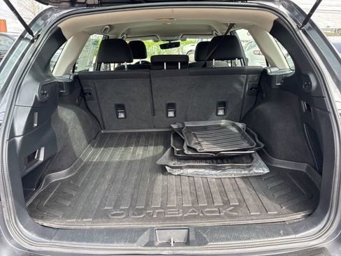 Used 2019 Subaru Outback 2.5i image 11