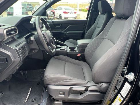 Used 2025 Toyota Tacoma SR image 14
