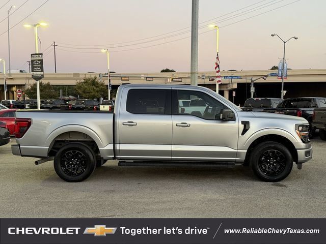 Used 2025 Ford F150 XLT w/ Equipment Group 302A MID RWD image 3