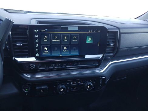 Used 2024 Chevrolet Silverado 2500 LTZ image 12