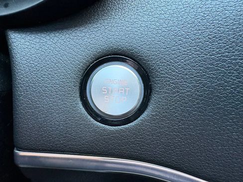 Used 2019 Kia Stinger RWD image 41