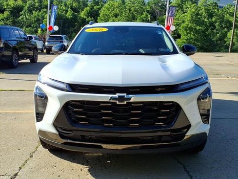 Used 2026 Chevrolet Trax ACTIV w/ Driver Confidence Package FWD image 3
