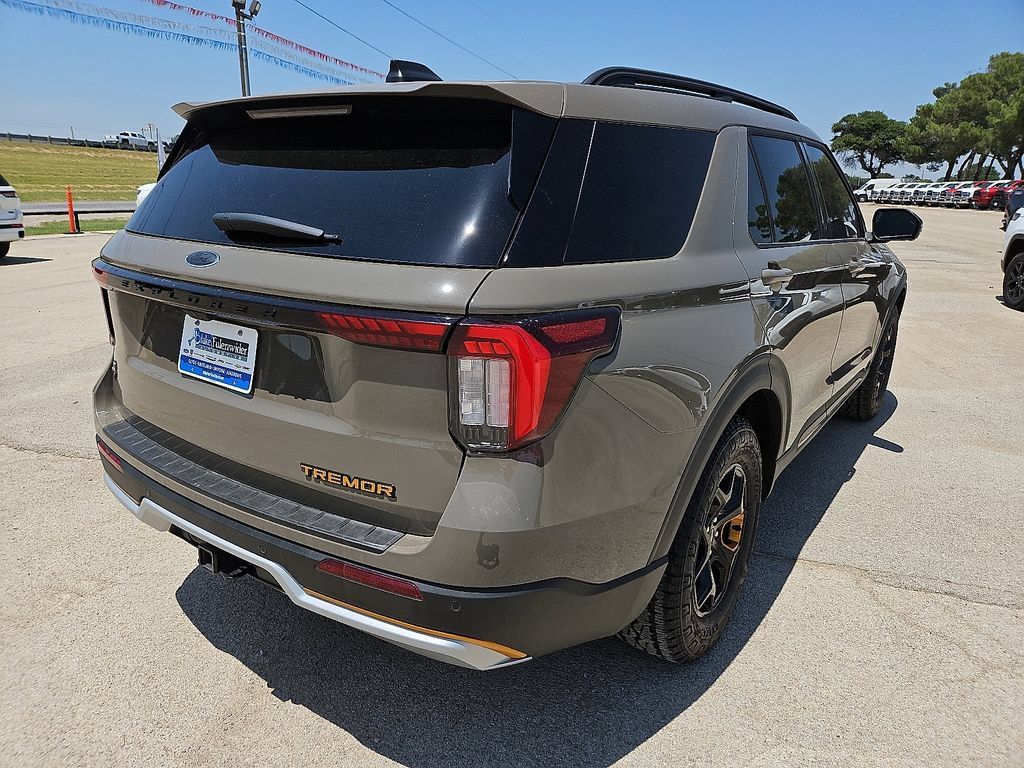 Used 2026 Ford Explorer Tremor w/ Tremor Ultimate Package AWD/4WD image 7