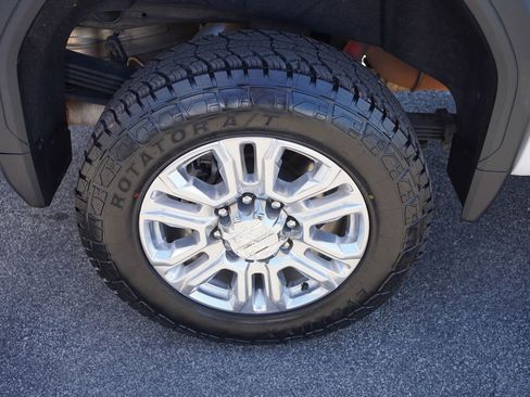Used 2022 GMC Sierra 2500 Denali AWD/4WD image 34