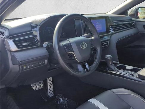 Certified 2025 Toyota Camry SE image 9