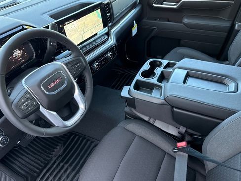 New 2026 GMC Sierra 1500 Elevation image 7