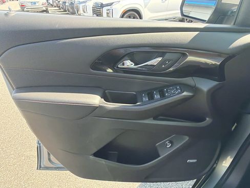Certified 2023 Chevrolet Traverse RS w/ LPO, Floor Liner Package AWD/4WD image 24