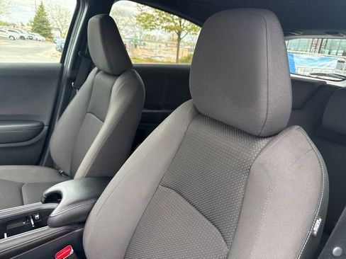 Used 2021 Honda HR-V Sport image 12