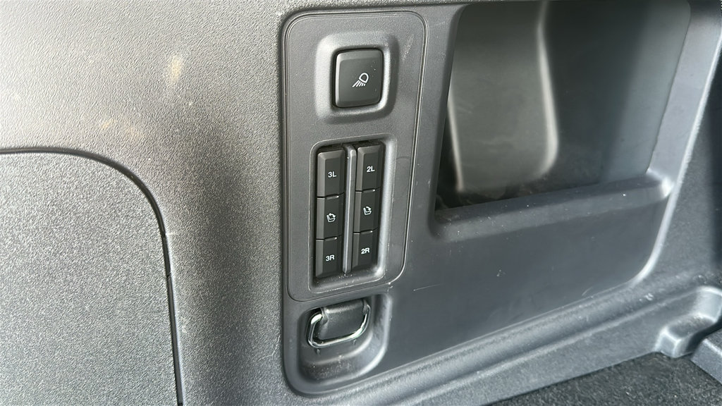 Used 2025 Ford Expedition Active AWD/4WD image 30
