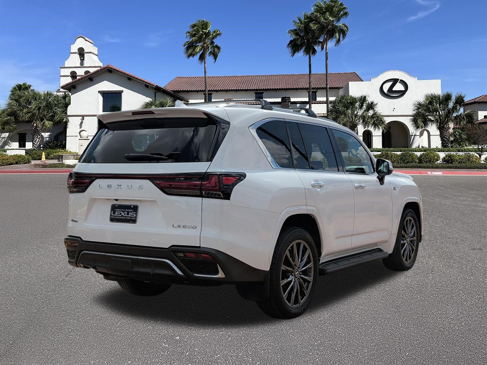 Used 2023 Lexus LX 600 F Sport AWD/4WD image 2