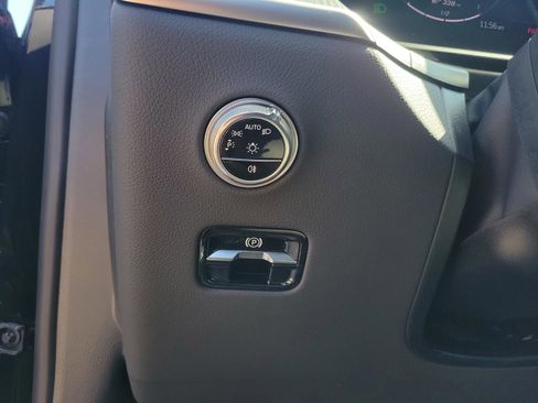 Certified 2025 Mercedes-Benz GLC 300 image 23