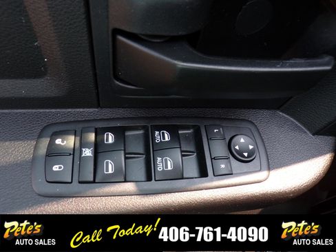 Used 2017 RAM 1500 Express w/ Express Value Package image 20