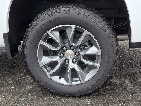 Used 2026 Chevrolet Silverado 1500 LT image 31
