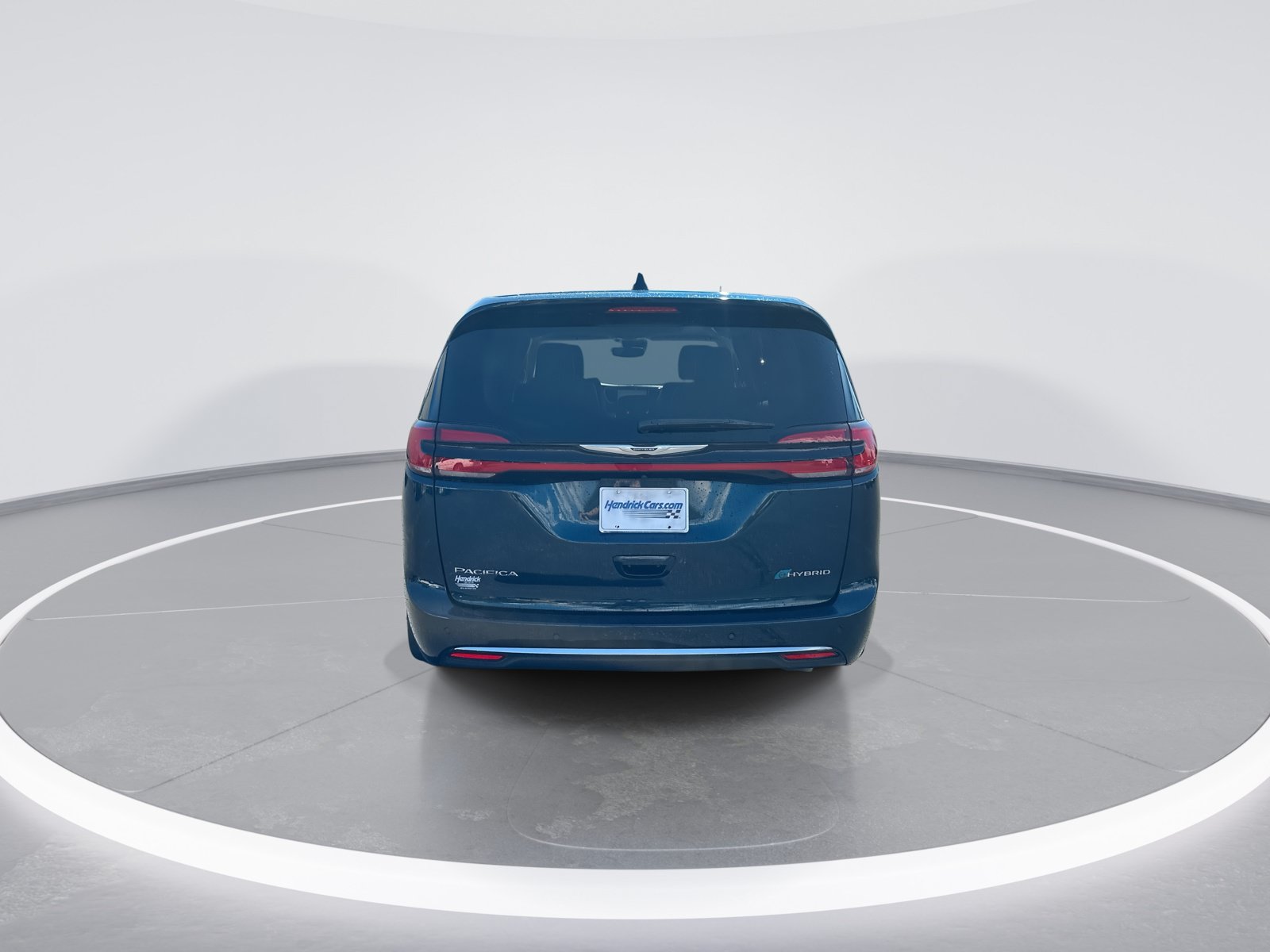 Used 2023 Chrysler Pacifica Limited FWD image 8