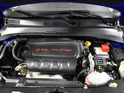 Used 2022 Jeep Compass Latitude FWD image 35