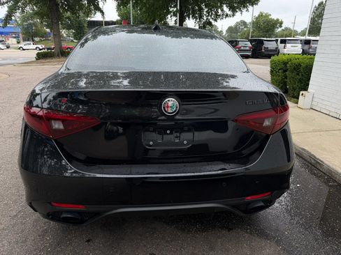 Used 2020 Alfa Romeo Giulia Ti Sport RWD image 6