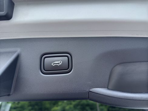 Certified 2023 Hyundai Tucson Limited AWD/4WD image 16